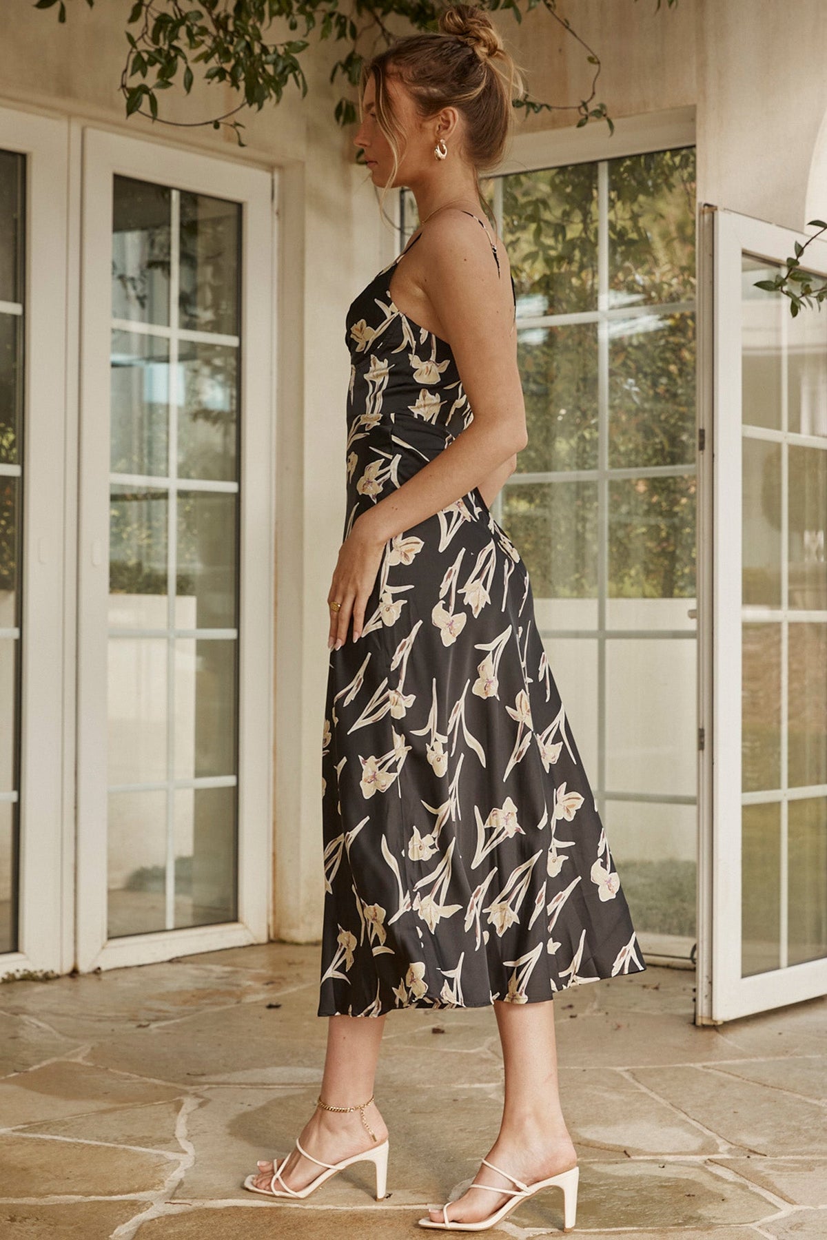 Lake Como Fitted Bodice Cami Strap Midi Dress Orchid Print Black