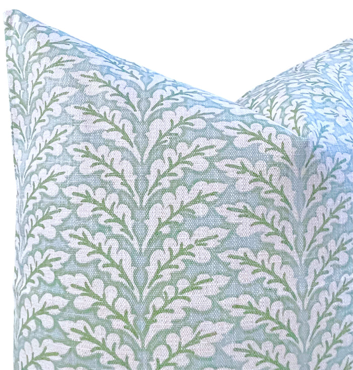 12x18 Lumbar / Climbing Vines