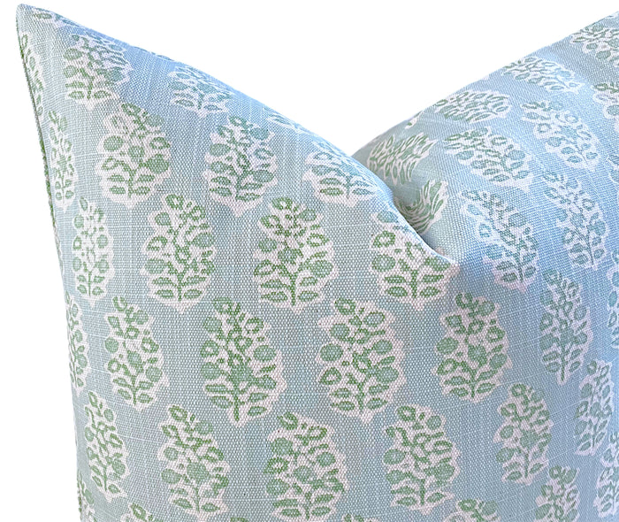 12x18 Lumbar / Bouquet