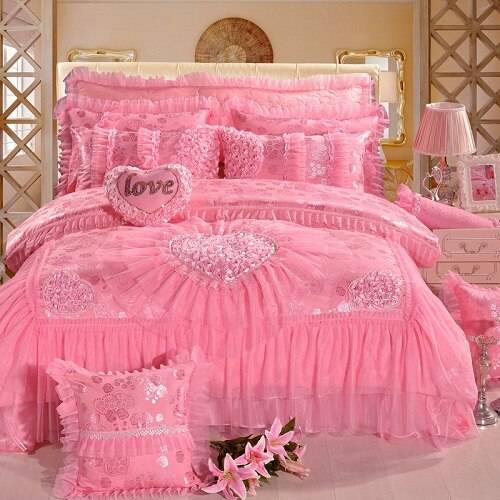 Oriental Bedding Set - Lovely Design Reminiscent of a Time Long-Passed