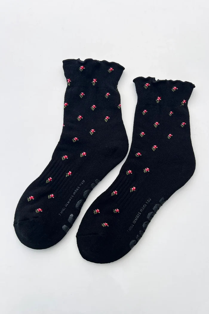 Ruffled Hugger Crew Socks