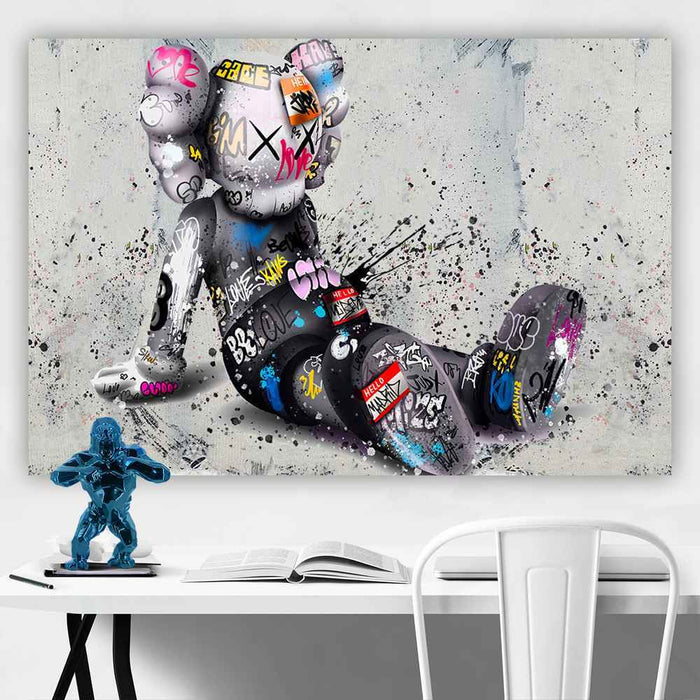Street Splash: Dynamic Kaws Artwork
